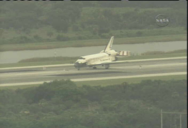 Landing Day: Space Shuttle Discovery Returns to Earth